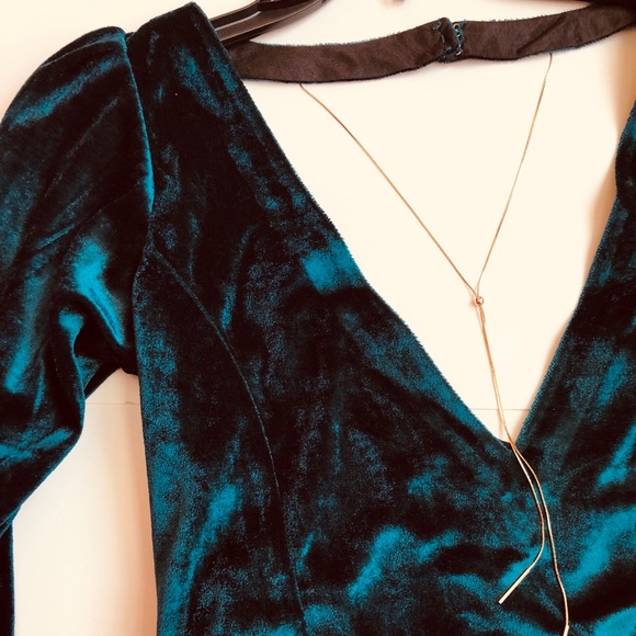 Velvet Dress - Picture 3 of 6